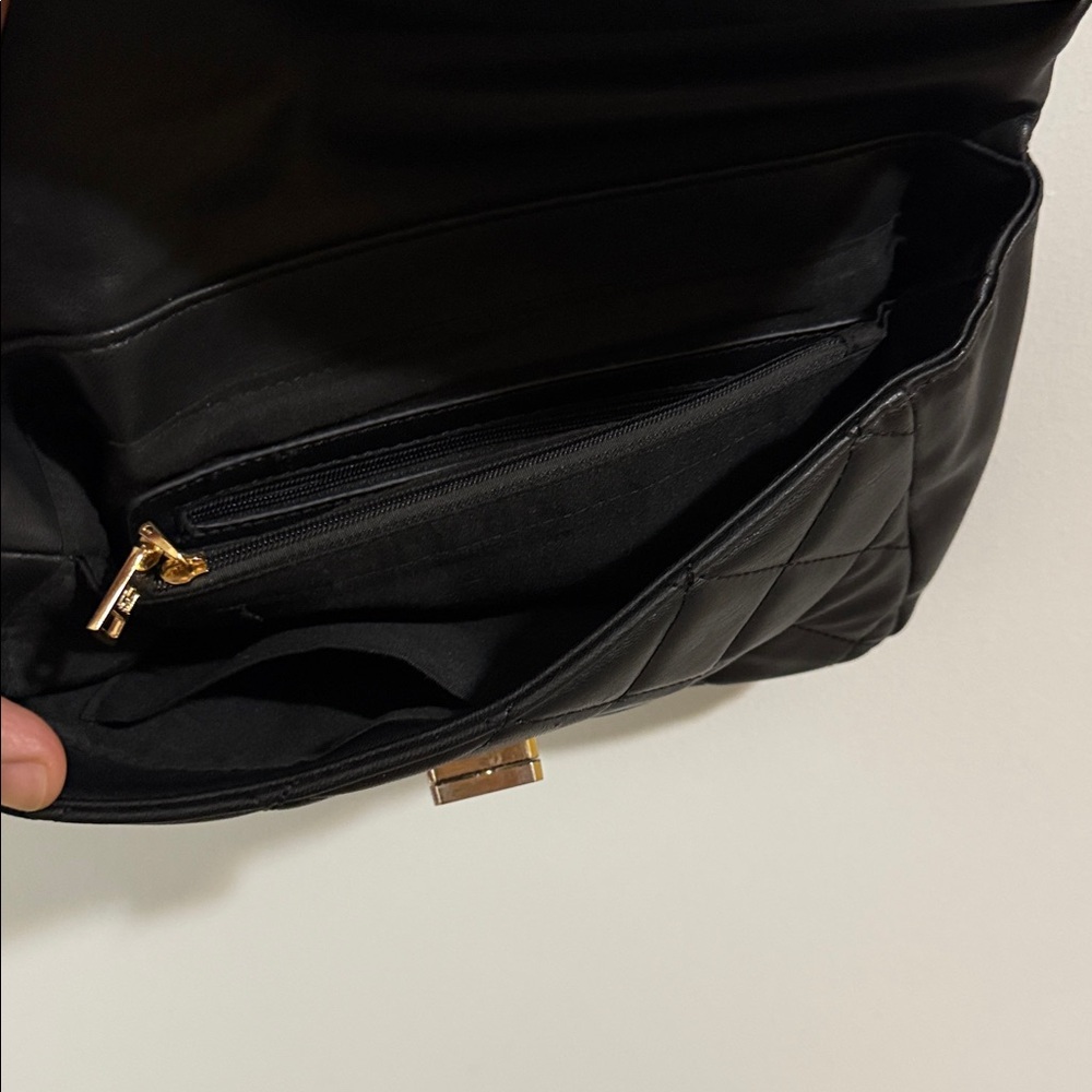 Badgley Mischka Black Quilted Crossbody with Gold Chain - Picture 5 of 16